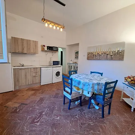 Blu - Borgo Antico By Interhome شقة بورتو فالترافاغليا